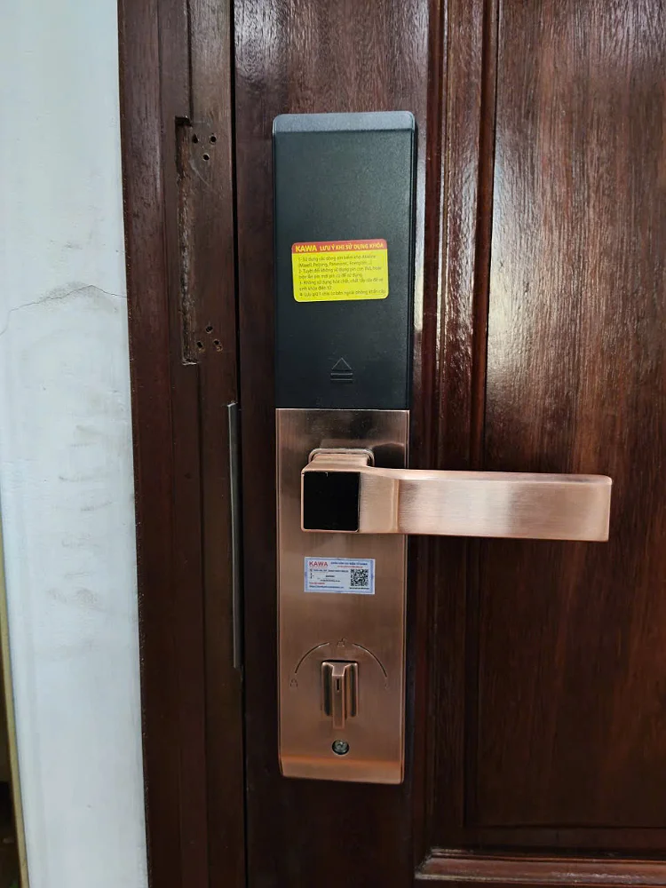 Khóa thông minh cho các loại cửa: Cách chọn khóa vân tay phù hợp cho từng loại cửa