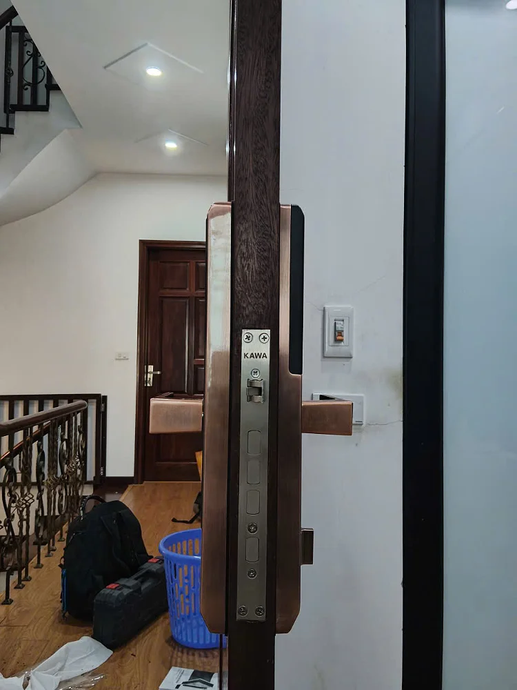Khóa thông minh cho các loại cửa: Cách chọn khóa vân tay phù hợp cho từng loại cửa